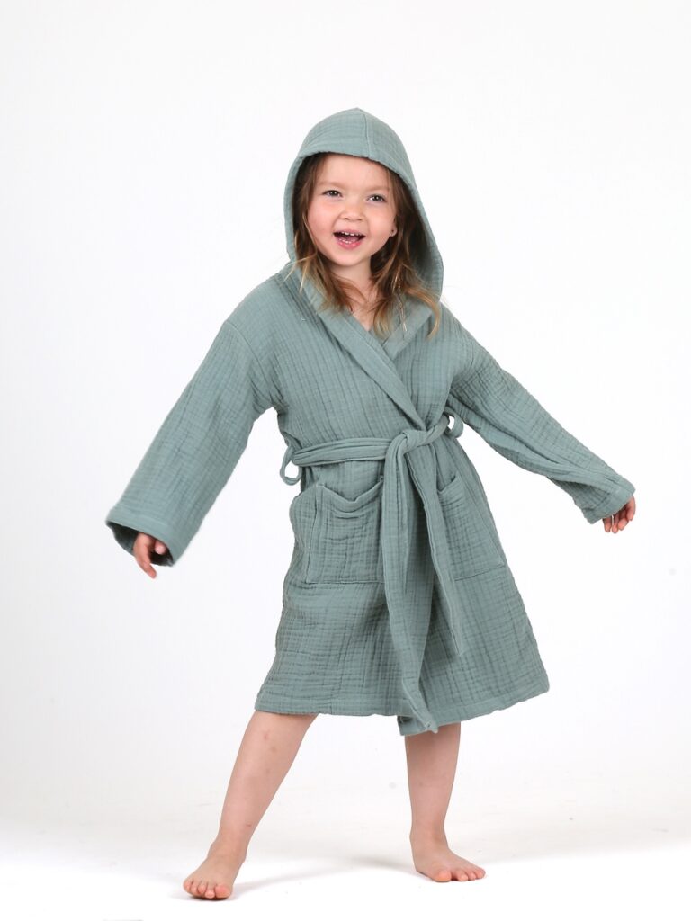 child-bathrobe-multi-muslin-crinkle-4-layer-fabric-green-bibs-poncho-glove-hooded-baby-textile-manufacturer-turkey-cotton
