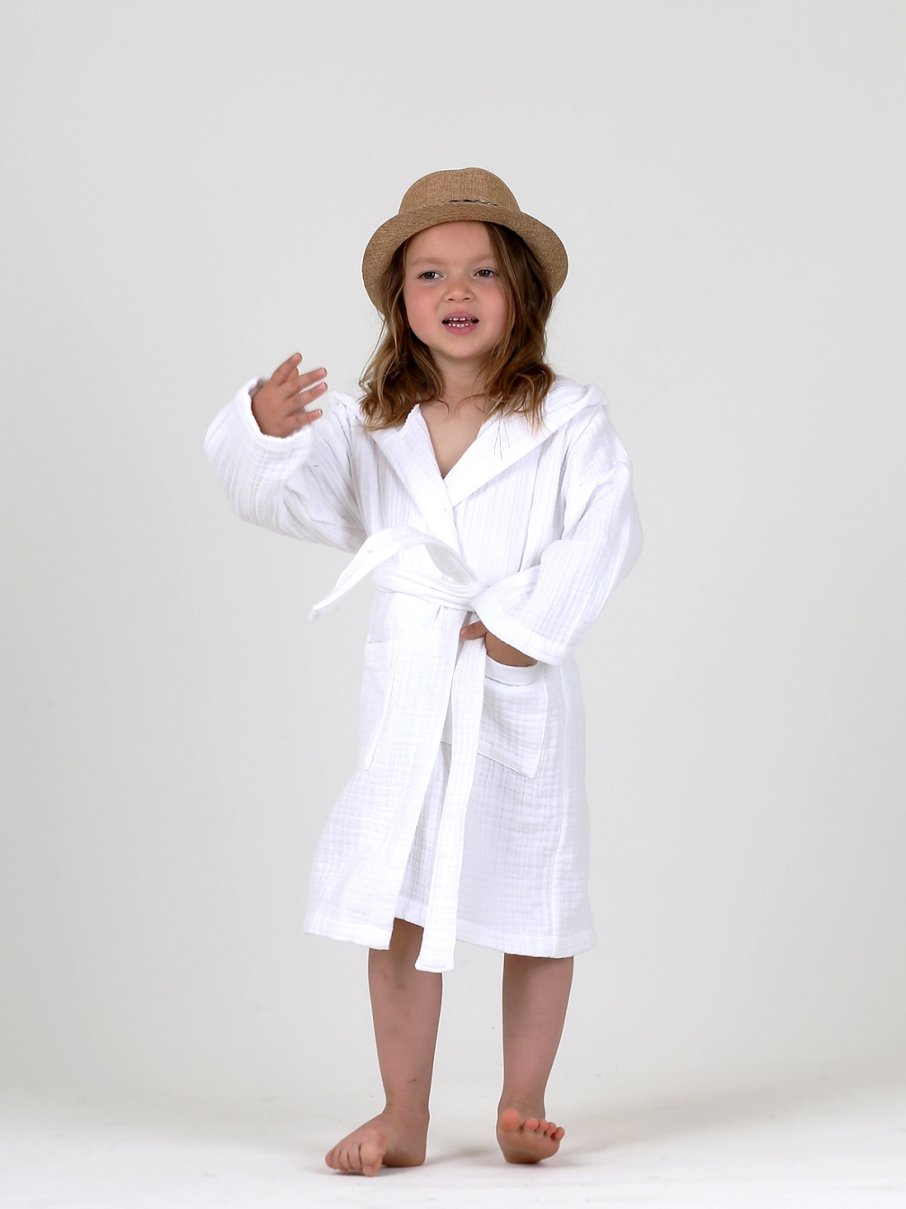 child-bathrobe-multi-muslin-crinkle-4-layer-fabric-white-kids-baby-textile-made-in-turkey-home-wear-bath-beach-towel-poncho