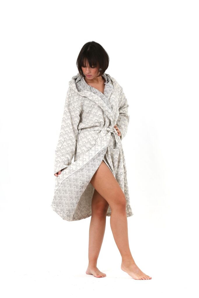crinkle-muslin-bathrobe-throw-blanket-gauze-multi-towel-beach-wear-dress-wear-linen